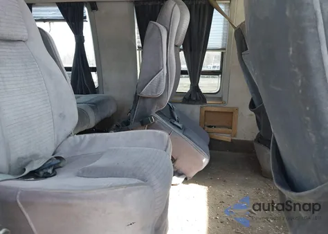 1992 Chevrolet G20 из США, поврежденный, VIN 2GBEG25Z2N4112446